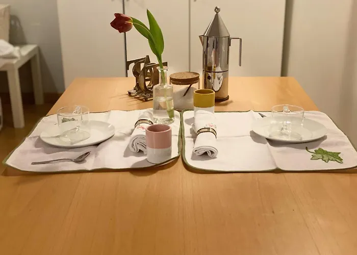 Old Town Moschetti 20 *